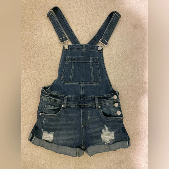 Dollhouse Jean bib shorts-size 3 waist 26 EUC - Picture 1 of 8